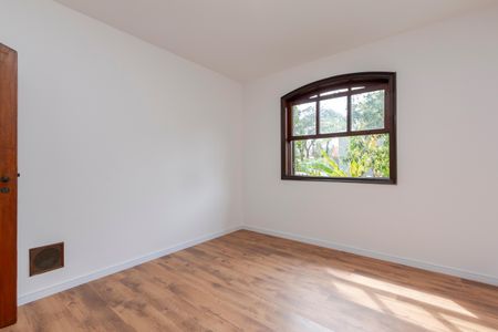 Casa para alugar com 393m², 4 quartos e 2 vagasQuarto 2