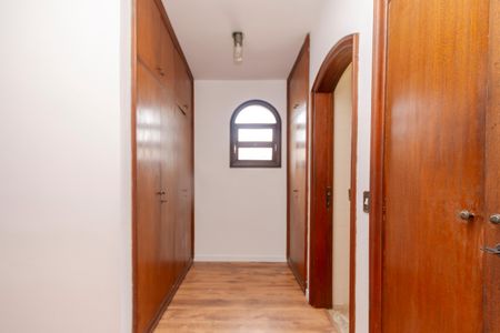 Casa para alugar com 393m², 4 quartos e 2 vagasCloset da Suíte 1