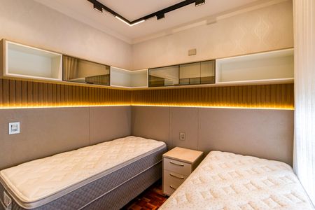 Apartamento à venda com 220m², 3 quartos e 3 vagasQuarto 