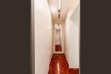 Apartamento à venda com 220m², 3 quartos e 3 vagasSuíte 1