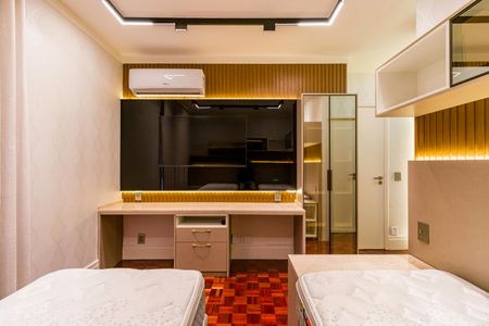 Apartamento à venda com 220m², 3 quartos e 3 vagasSuíte 2