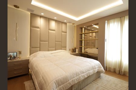 Apartamento para alugar com 180m², 2 quartos e 3 vagasSuíte 1