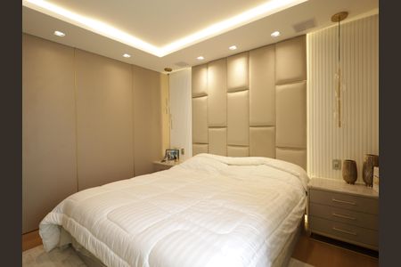 Apartamento para alugar com 180m², 2 quartos e 3 vagasSuíte 1