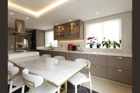 Apartamento para alugar com 180m², 2 quartos e 3 vagasCozinha