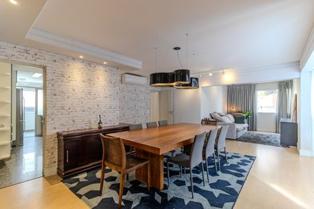 Apartamento para alugar com 120m², 3 quartos e 2 vagas Apartamento para alugar com 120m², 3 quartos e 2 vagasSala