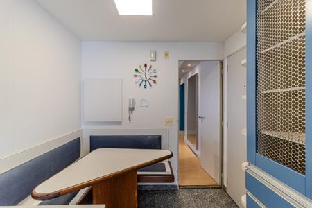 Apartamento para alugar com 120m², 3 quartos e 2 vagas Apartamento para alugar com 120m², 3 quartos e 2 vagasCozinha