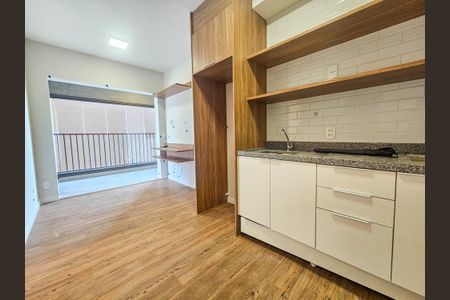 Sala/Cozinha de apartamento para alugar com 2 quartos, 41m² em Santo Amaro, São Paulo