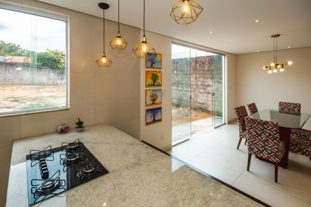 Casa para alugar com 140m², 3 quartos e 2 vagasCozinha