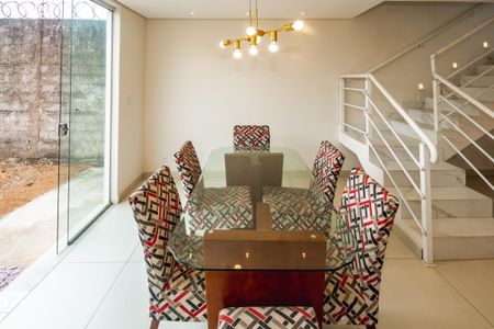 Casa para alugar com 140m², 3 quartos e 2 vagasSala de Jantar