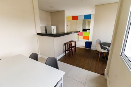 Apartamento à venda com 40m², 2 quartos e 1 vaga Apartamento à venda com 40m², 2 quartos e 1 vagaÁrea comum - Salão de festas