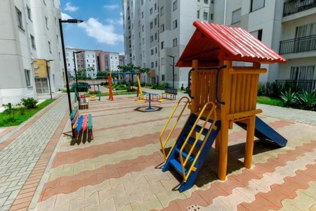 Apartamento à venda com 40m², 2 quartos e 1 vaga Apartamento à venda com 40m², 2 quartos e 1 vagaÁrea comum - Playground
