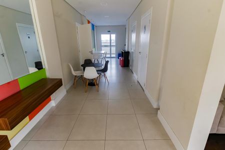 Apartamento à venda com 40m², 2 quartos e 1 vaga Apartamento à venda com 40m², 2 quartos e 1 vagaÁrea comum - Salão de festas