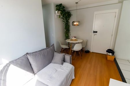Apartamento à venda com 40m², 2 quartos e 1 vaga Apartamento à venda com 40m², 2 quartos e 1 vagaSala