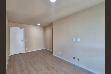 Sala de apartamento para alugar com 2 quartos, 69m² em Recreio dos Bandeirantes, Rio de Janeiro