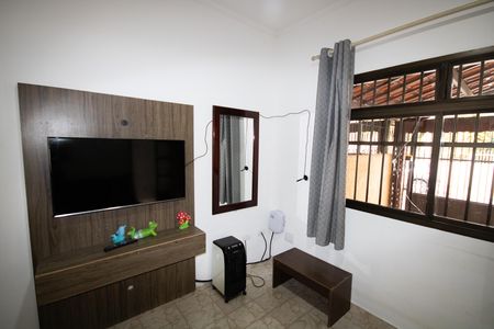 Casa para alugar com 69m², 2 quartos e 2 vagas Casa para alugar com 69m², 2 quartos e 2 vagasSala
