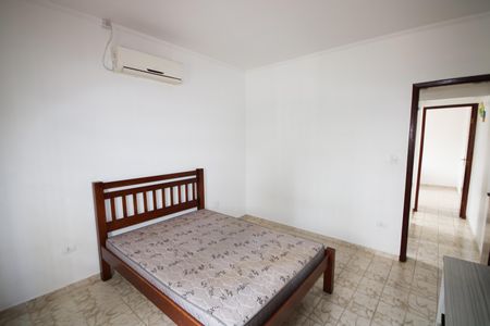 Casa para alugar com 69m², 2 quartos e 2 vagas Casa para alugar com 69m², 2 quartos e 2 vagasSuíte