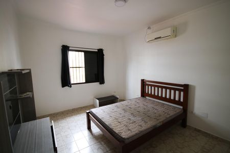 Casa para alugar com 69m², 2 quartos e 2 vagas Casa para alugar com 69m², 2 quartos e 2 vagasSuíte