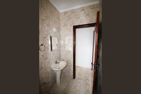Casa para alugar com 69m², 2 quartos e 2 vagas Casa para alugar com 69m², 2 quartos e 2 vagasBanheiro da Suíte