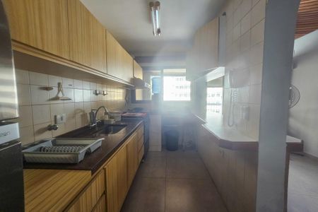 Apartamento para alugar com 63m², 1 quarto e 2 vagas Apartamento para alugar com 63m², 1 quarto e 2 vagasCozinha