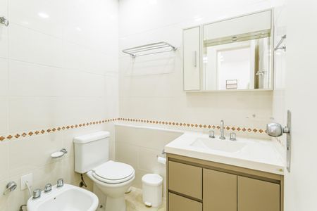 Banheiro de apartamento à venda com 1 quarto, 35m² em Vila Uberabinha, São Paulo
