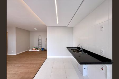 Apartamento para alugar com 109m², 3 quartos e 2 vagas Apartamento para alugar com 109m², 3 quartos e 2 vagasCozinha