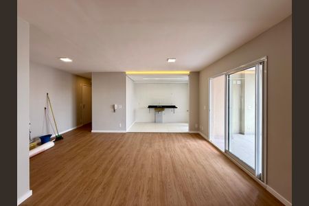 Apartamento para alugar com 109m², 3 quartos e 2 vagas Apartamento para alugar com 109m², 3 quartos e 2 vagasSala