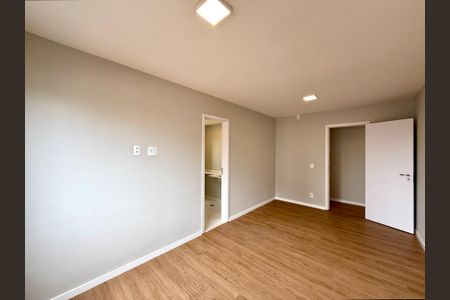 Apartamento para alugar com 109m², 3 quartos e 2 vagas Apartamento para alugar com 109m², 3 quartos e 2 vagasSuíte 2