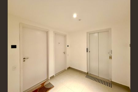 Apartamento para alugar com 109m², 3 quartos e 2 vagas Apartamento para alugar com 109m², 3 quartos e 2 vagasHall Apartamento