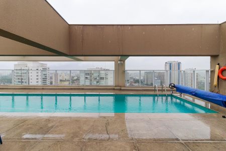 Studio à venda com 42m², 1 quarto e 1 vagaPiscina