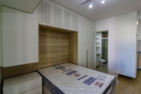 Quarto de kitnet/studio à venda com 1 quarto, 42m² em Campo Belo, São Paulo