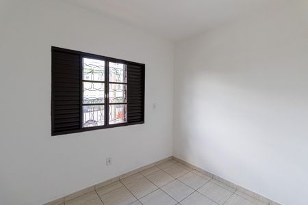 Casa para alugar com 150m², 3 quartos e 2 vagasQuarto 2