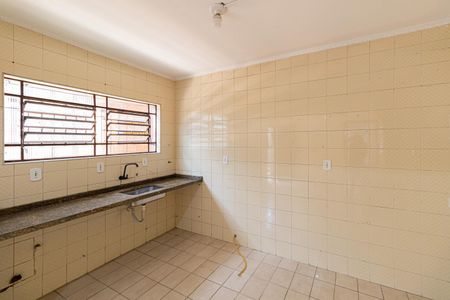 Casa para alugar com 150m², 3 quartos e 2 vagasCozinha