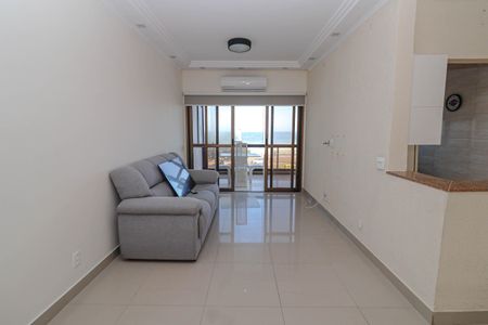 Sala de apartamento para alugar com 2 quartos, 75m² em Barra da Tijuca, Rio de Janeiro