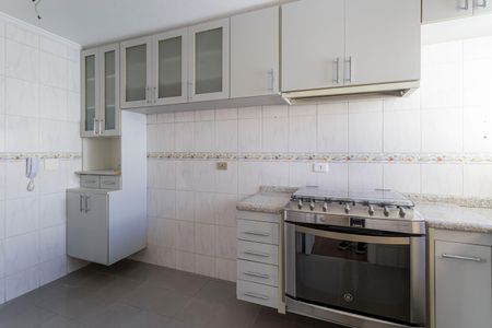 Apartamento para alugar com 250m², 3 quartos e 3 vagas Apartamento para alugar com 250m², 3 quartos e 3 vagasCozinha