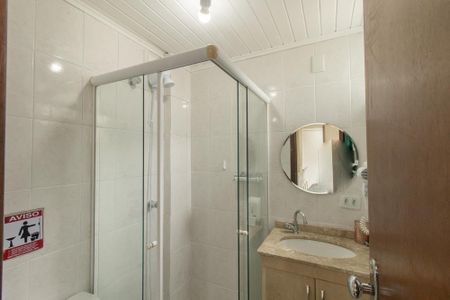 Banheiro da Suíte de apartamento para alugar com 1 quarto, 27m² em Bigorrilho, Curitiba