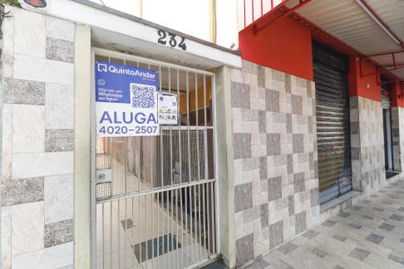 Casa para alugar com 57m², 2 quartos e sem vagaFachada
