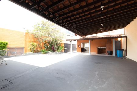 Apartamento à venda com 45m², 2 quartos e 1 vaga