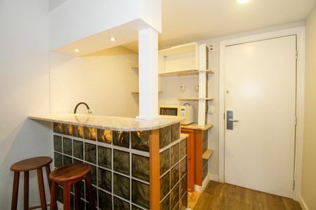 Studio para alugar com 30m², 1 quarto e 1 vaga Studio para alugar com 30m², 1 quarto e 1 vagaStudio