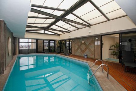 Studio para alugar com 30m², 1 quarto e 1 vaga Studio para alugar com 30m², 1 quarto e 1 vagaÁrea Comum - Piscina