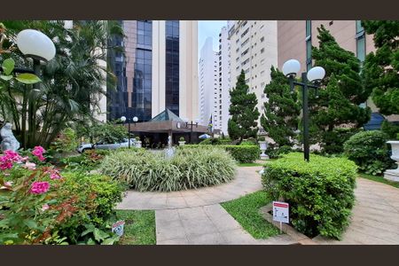 Studio para alugar com 30m², 1 quarto e 1 vaga Studio para alugar com 30m², 1 quarto e 1 vagaEntrada do Prédio