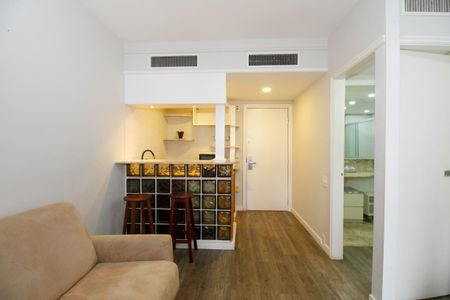 Studio para alugar com 30m², 1 quarto e 1 vaga Studio para alugar com 30m², 1 quarto e 1 vagaStudio