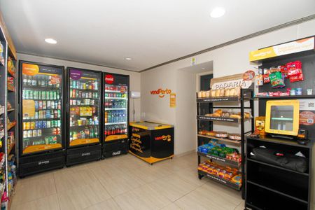 Studio para alugar com 30m², 1 quarto e 1 vaga Studio para alugar com 30m², 1 quarto e 1 vagaÁrea Comum - Coworking e Mini Mercado