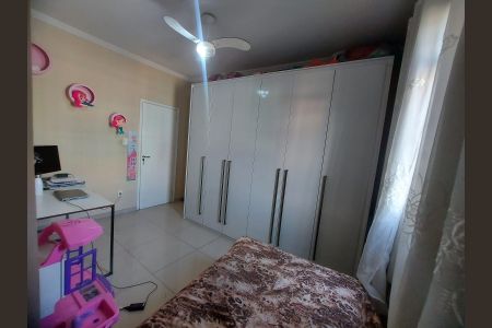 Casa à venda com 240m², 3 quartos e 1 vagaQuarto 1