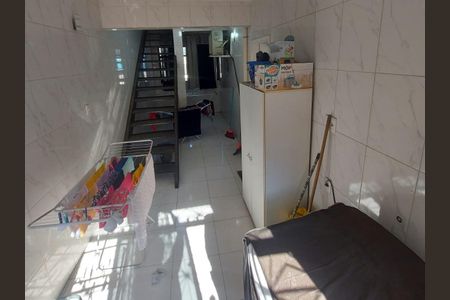 Casa à venda com 240m², 3 quartos e 1 vagaÁrea de Serviço
