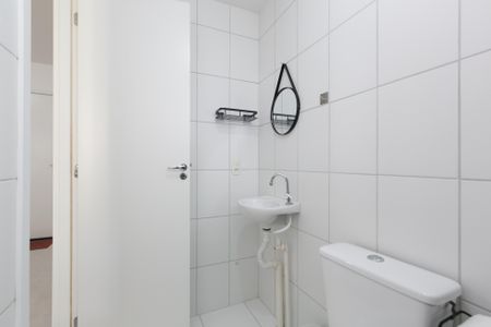 Studio para alugar com 25m², 1 quarto e sem vaga Studio para alugar com 25m², 1 quarto e sem vagaBanheiro