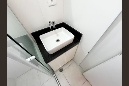 Apartamento para alugar com 42m², 2 quartos e sem vaga Apartamento para alugar com 42m², 2 quartos e sem vagaBanheiro Social
