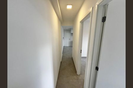 Apartamento para alugar com 42m², 2 quartos e sem vaga Apartamento para alugar com 42m², 2 quartos e sem vagaCorredor