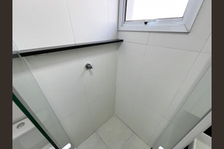 Apartamento para alugar com 42m², 2 quartos e sem vaga Apartamento para alugar com 42m², 2 quartos e sem vagaBanheiro Social