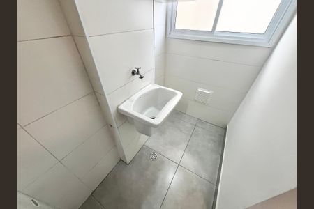 Apartamento para alugar com 42m², 2 quartos e sem vaga Apartamento para alugar com 42m², 2 quartos e sem vagaÁrea de Serviço