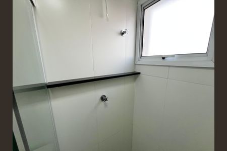 Apartamento para alugar com 42m², 2 quartos e sem vaga Apartamento para alugar com 42m², 2 quartos e sem vagaBanheiro Social